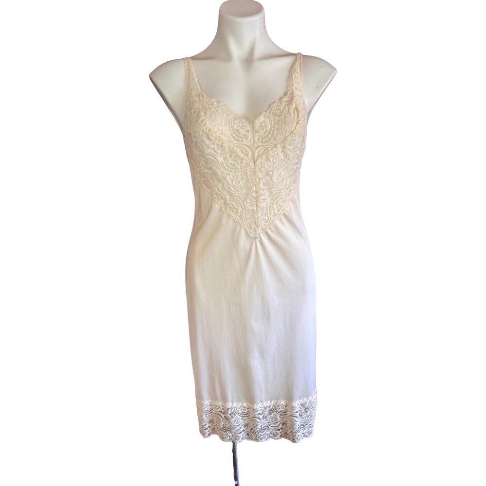 Vintage Vanity Fair Ivory Lace Full Slip Size 36 Back Slit Nylon Nightgown
